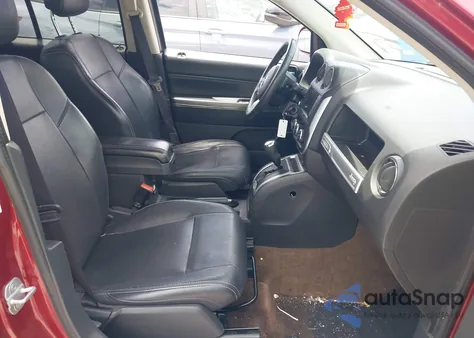 2014 Jeep Compass Limited из США, поврежденный, VIN 1C4NJCCB7ED550460